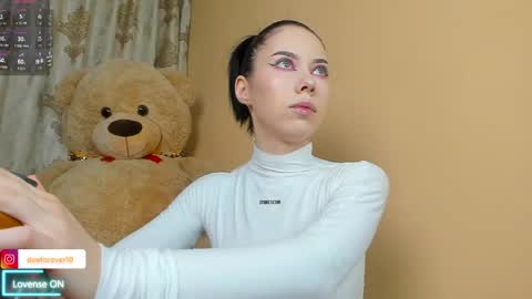 Snapshot of littlepinky77 chatting on 03-31-26, 09:53 Pinky online show from 03-31-26, 09:53