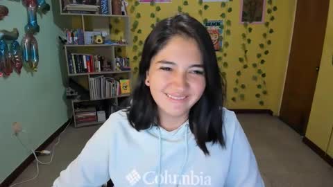 Mia  Wednesday to Sunday 730 am to 1030 am Colombian Hour D online show from 02-28-25, 03:26