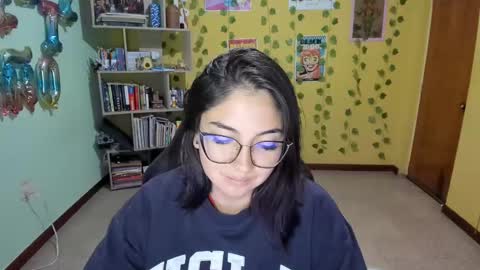 Mia  Wednesday to Sunday 730 am to 1030 am Colombian Hour D online show from 03-03-25, 02:36