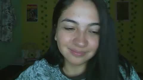 Snapshot of littleprety6969 chatting on 05-09-26, 06:35 Mia Wednesday to Sunday 730 am to 1030 am Colombian Hour D online show from 05-09-26, 06:35