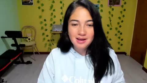 Mia  Wednesday to Sunday 730 am to 1030 am Colombian Hour D online show from 08-07-26, 04:36
