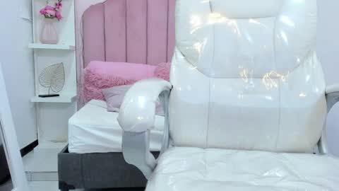  sofii  online show from 10-01-25, 12:05