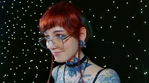 Niki  free tg channel with some photos gifs and info about streams  online show from 12-23-24, 08:25