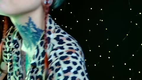 Niki  free tg channel with some photos gifs and info about streams  online show from 12-24-24, 09:44