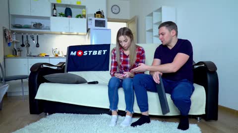 Little Tifany online show from 12-24-24, 09:17