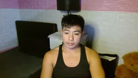 Prince 19yrs old online show from 09-10-25, 03:45