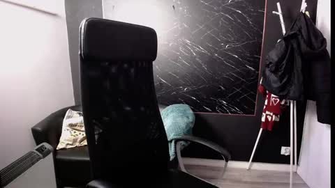 Snapshot of littleviki_ chatting on 02-18-25, 06:15 Viki online show from 02-18-25, 06:15