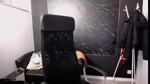 Snapshot of littleviki_ chatting on 02-24-25, 05:00 Viki online show from 02-24-25, 05:00