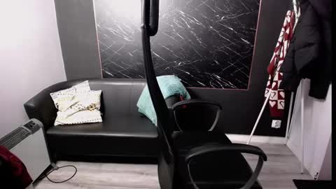 Snapshot of littleviki_ chatting on 03-06-25, 05:14 Viki online show from 03-06-25, 05:14