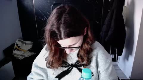 Snapshot of littleviki_ chatting on 10-13-25, 06:13 Viki online show from 10-13-25, 06:13