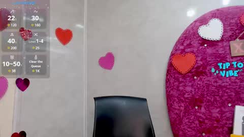 Snapshot of litzy_curly chatting on 02-25-25, 03:27 Litzy online show from 02-25-25, 03:27