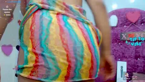 Snapshot of litzy_curly chatting on 09-16-25, 02:07 Litzy online show from 09-16-25, 02:07