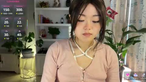 nana online show from 10-30-25, 01:07