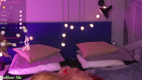 Liv 3 online show from 01-29-25, 02:53