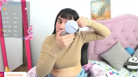 Katalina Novoa. online show from 03-02-25, 01:47