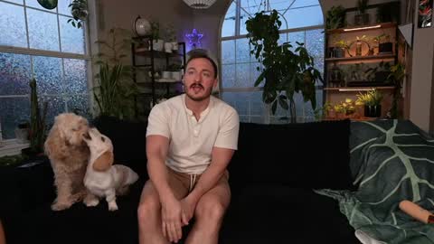 Snapshot of livanddrew chatting on 01-11-26, 11:21 Liv and Drew online show from 01-11-26, 11:21