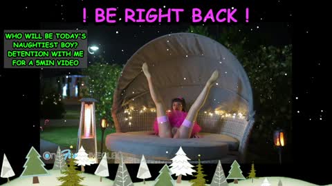Snapshot of livecleo chatting on 12-24-24, 03:05 Cleo Patra - online show from 12-24-24, 03:05