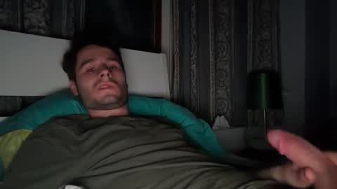 Snapshot of livefantesy4 chatting on 09-30-25, 09:31 livefantesy4 online show from 09-30-25, 09:31