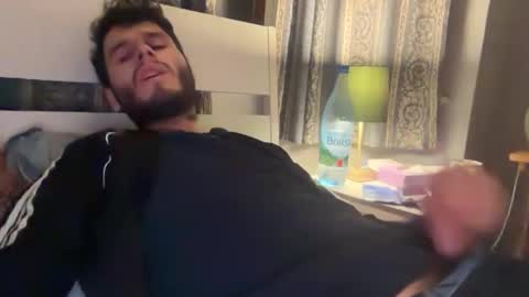 Snapshot of livefantesy4 chatting on 03-28-26, 07:57 livefantesy4 online show from 03-28-26, 07:57