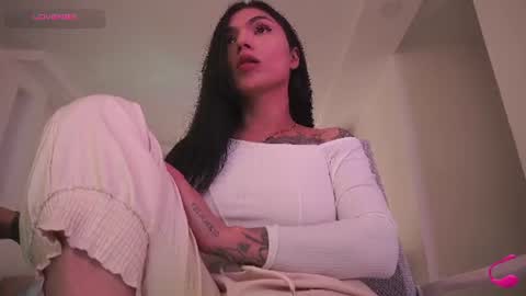 Emily  R online show from 07-20-26, 04:53