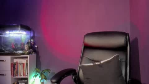 Snapshot of lixrose chatting on 01-12-26, 01:11 LixRose online show from 01-12-26, 01:11