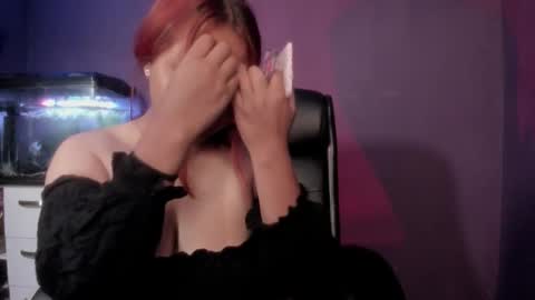 Snapshot of lixrose chatting on 01-19-26, 03:21 LixRose online show from 01-19-26, 03:21