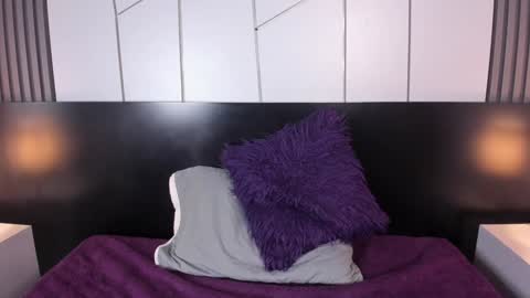 Snapshot of liz_goth chatting on 01-22-25, 12:49 Liz online show from 01-22-25, 12:49