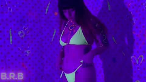 Snapshot of liz_grey_ chatting on 11-16-25, 02:06 online show from 11-16-25, 02:06