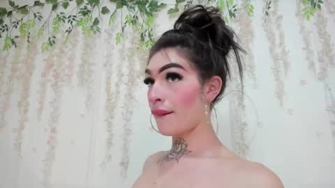 Liz Luna online show from 03-26-26, 08:58