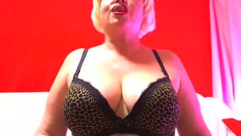 Snapshot of lizabrazzer chatting on 03-06-26, 07:05 LizaBrazzer online show from 03-06-26, 07:05