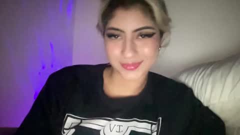 Lizeth online show from 02-23-25, 03:45