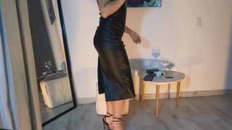 Lizeth online show from 07-26-26, 05:04