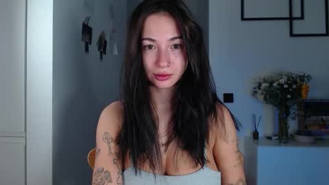 Liza online show from 09-17-25, 05:25