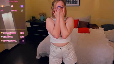 Lizbeth or Lizzy online show from 12-26-24, 10:31