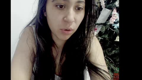 lizz1305 online show from 12-17-24, 03:17