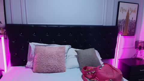 Lizz  online show from 01-23-25, 11:48