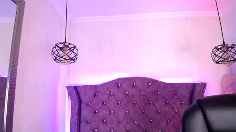 Lizza jones online show from 04-18-26, 07:07