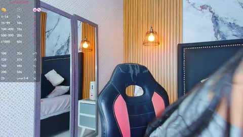 Liz  online show from 02-25-26, 12:04