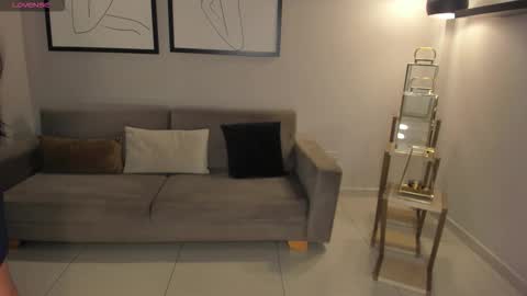 Snapshot of lizzhamilton_ chatting on 01-06-26, 09:18 Lizzi online show from 01-06-26, 09:18