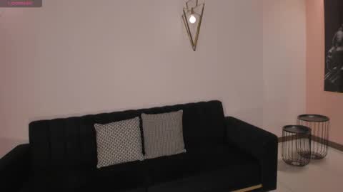 Snapshot of lizzhamilton_ chatting on 01-15-26, 07:17 Lizzi online show from 01-15-26, 07:17