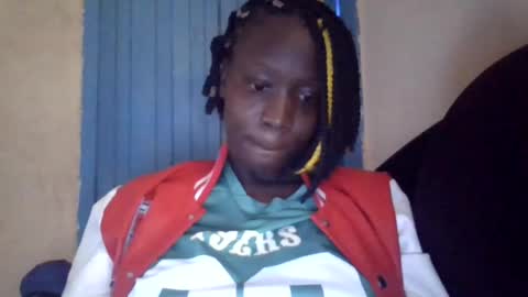 Snapshot of lizzie2020 chatting on 06-15-26, 05:09 lizzie2020 online show from 06-15-26, 05:09