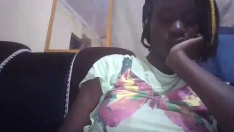 Snapshot of lizzie2020 chatting on 06-24-26, 07:57 lizzie2020 online show from 06-24-26, 07:57