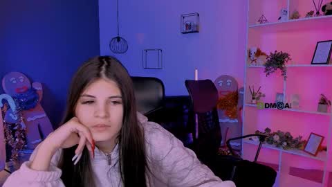 Snapshot of lizzie_boom chatting on 01-12-26, 07:52 lizzie_boom online show from 01-12-26, 07:52