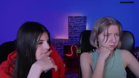 Snapshot of lizzie_boom chatting on 01-14-26, 08:58 lizzie_boom online show from 01-14-26, 08:58