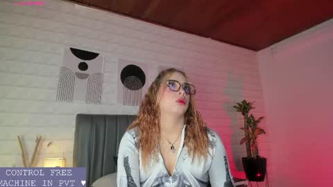  Lizzie  online show from 07-28-26, 12:01