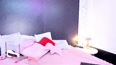 I am Lizz online show from 07-24-26, 12:14