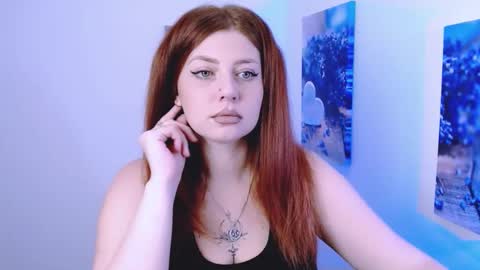 Lizzy3 online show from 10-12-25, 06:29