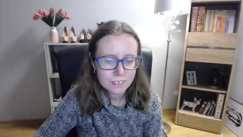 Lizzy online show from 11-24-25, 05:29