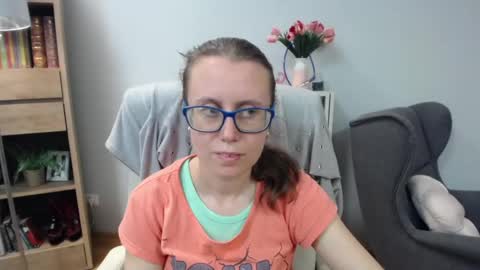 Lizzy online show from 06-03-26, 04:37
