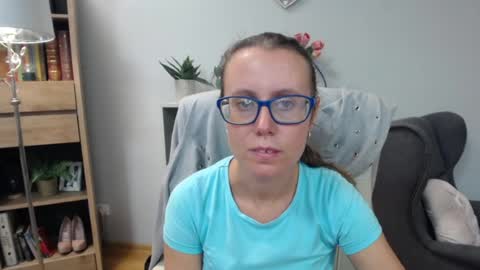 Snapshot of lizzy_sparkle chatting on 07-10-26, 04:39 Lizzy online show from 07-10-26, 04:39